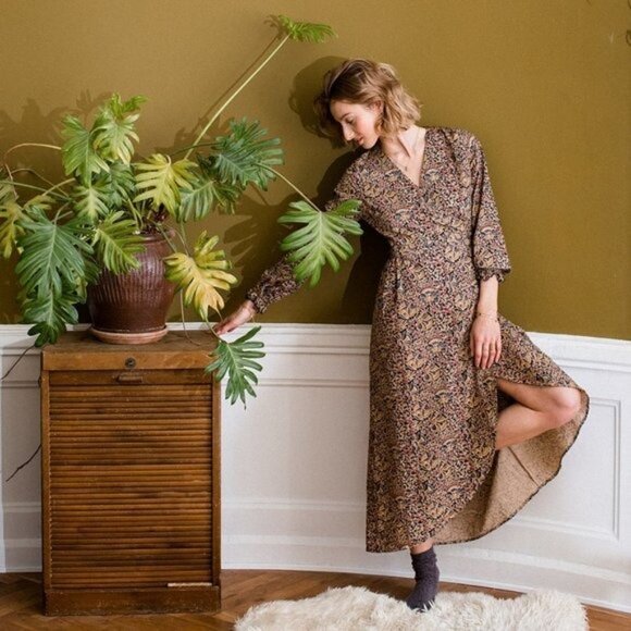 Louise Misha Nouchka Maxi Dress Nordish Flowers - Picture 1 of 11